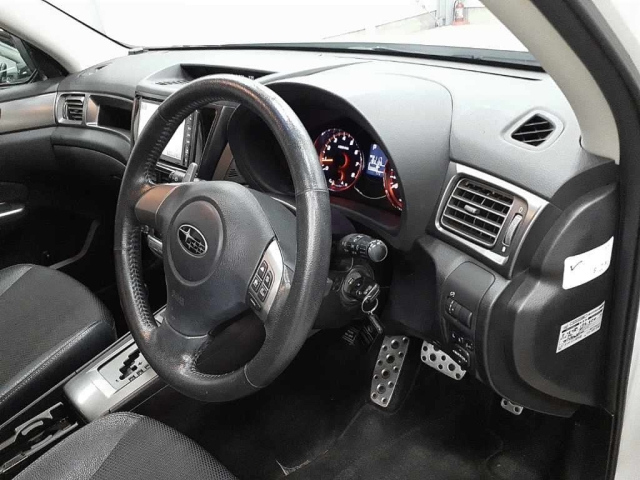 SUBARU EXIGA 2012