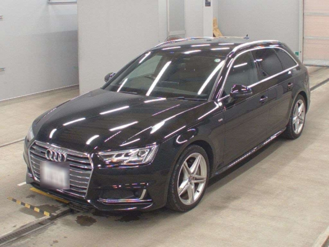 AUDI A4 2017