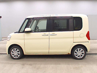 DAIHATSU TANTO 2014