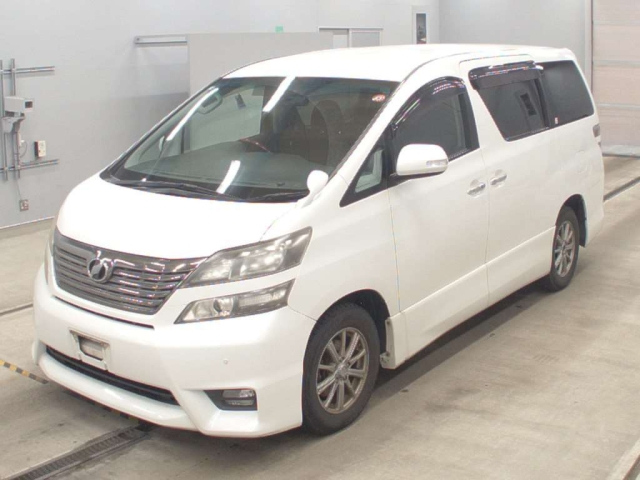 TOYOTA VELLFIRE 2010