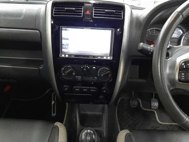 SUZUKI JIMNY SIERRA 2014