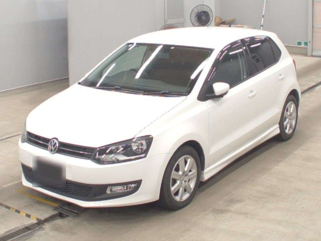 VOLKSWAGEN POLO 2010