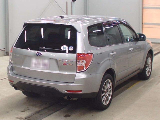 SUBARU FORESTER 2011