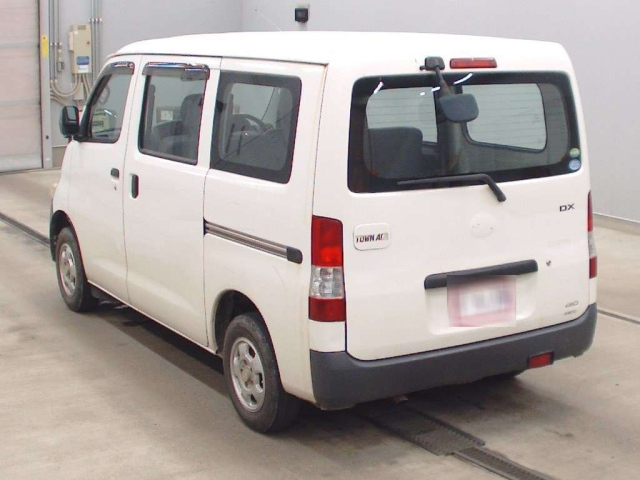 TOYOTA TOWN ACE VAN 2014