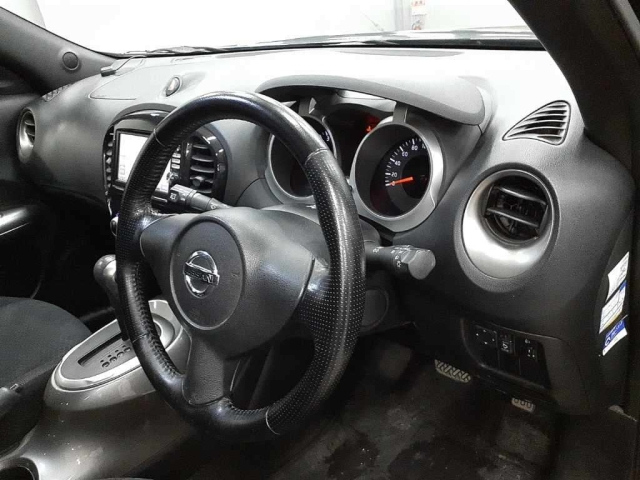 NISSAN JUKE 2012