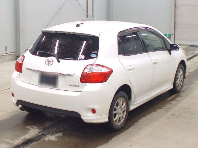 TOYOTA AURIS 2010