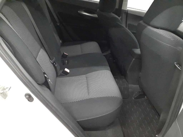 TOYOTA AURIS 2010