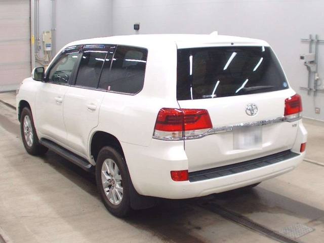 TOYOTA LAND CRUISER 2016