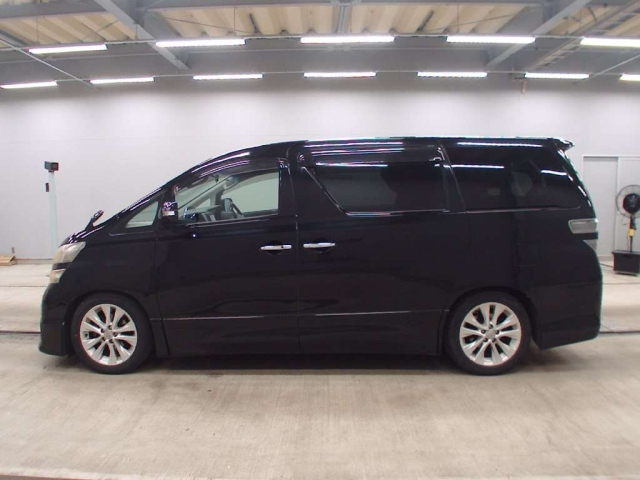 TOYOTA VELLFIRE 2009