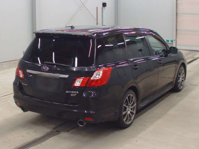 SUBARU EXIGA 2010
