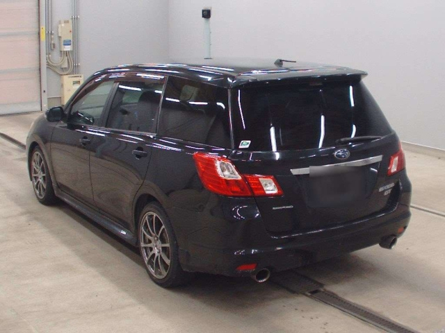 SUBARU EXIGA 2010
