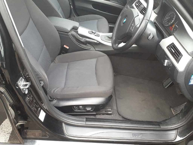 BMW 3 SERIES 2010