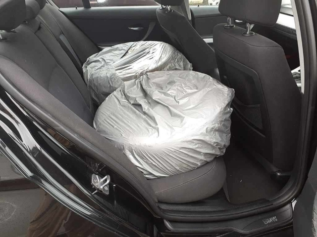 BMW 3 SERIES 2010