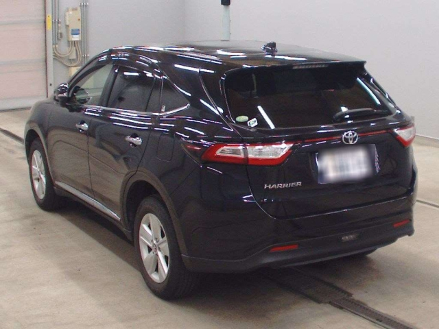 TOYOTA HARRIER 2018