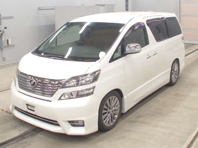 TOYOTA VELLFIRE 2011