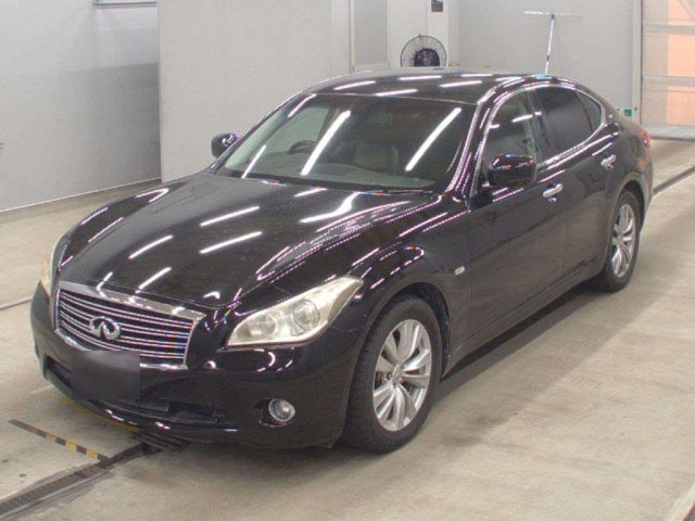 NISSAN FUGA 2009