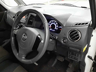 NISSAN ROOX 2010