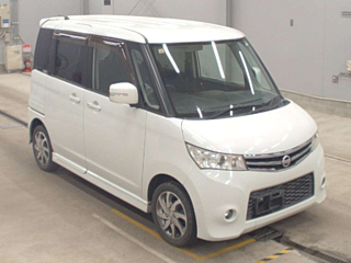 NISSAN ROOX 2010