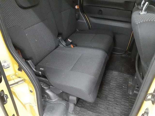 DAIHATSU WAKE 2015