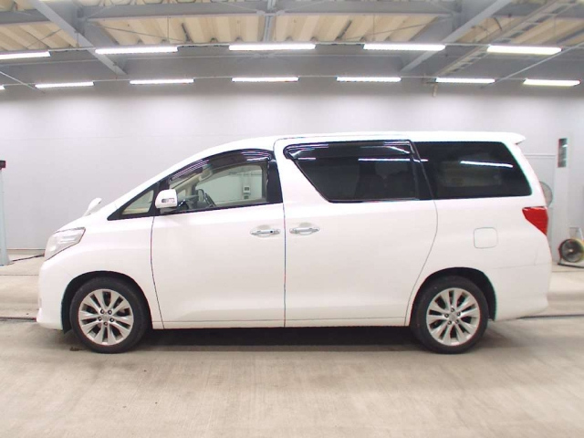 TOYOTA ALPHARD 2012