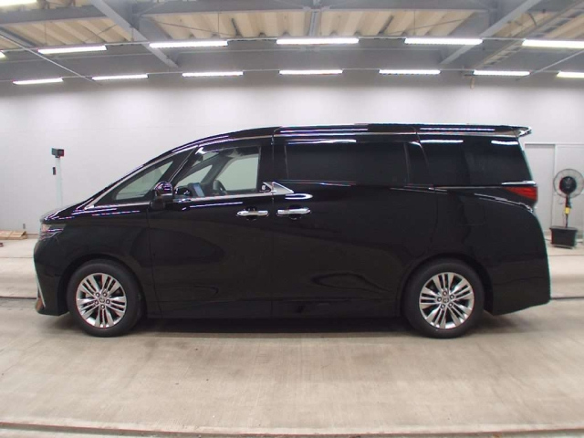 TOYOTA ALPHARD 2025