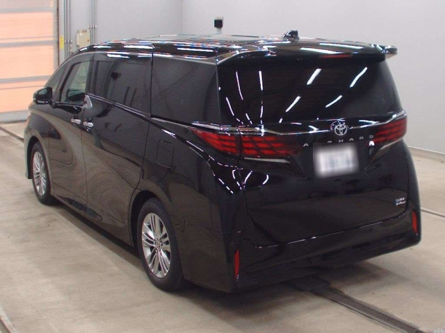 TOYOTA ALPHARD 2025