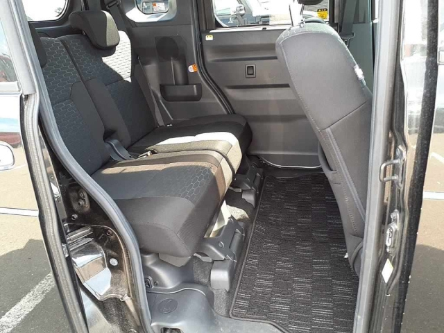 DAIHATSU WAKE 2020