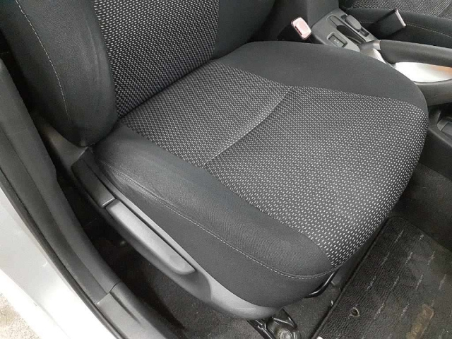 TOYOTA AURIS 2009