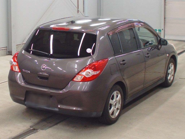 NISSAN TIIDA 2008