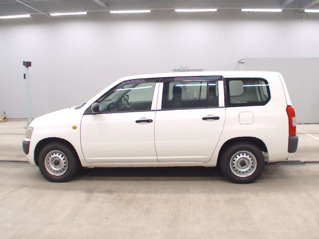 TOYOTA PROBOX 2011