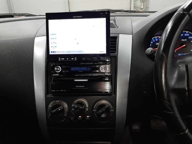 MITSUBISHI COLT PLUS 2008