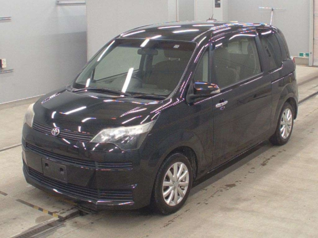TOYOTA SPADE 2012