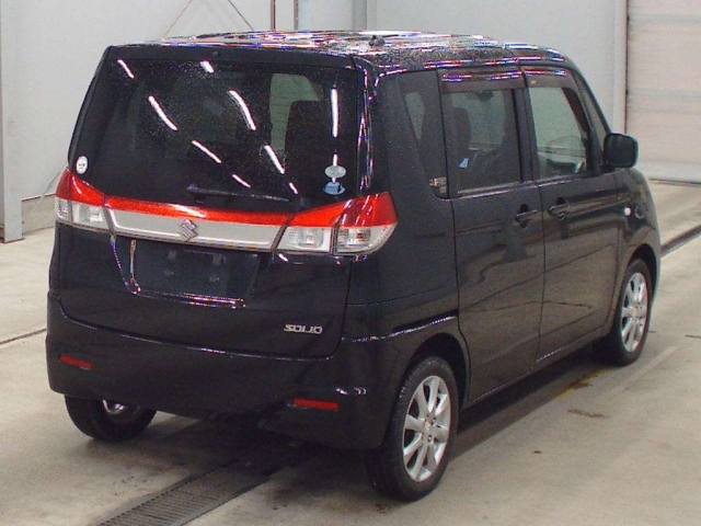 SUZUKI SOLIO 2013
