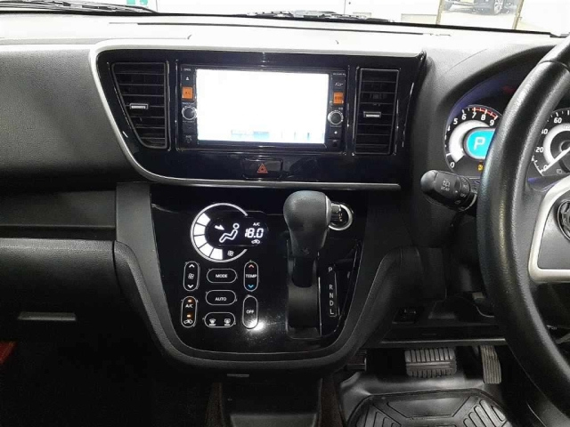 NISSAN DAYZ ROOX 2014