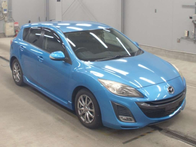 MAZDA AXELA 2011