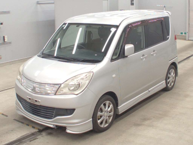 MITSUBISHI DELICA D2 2012