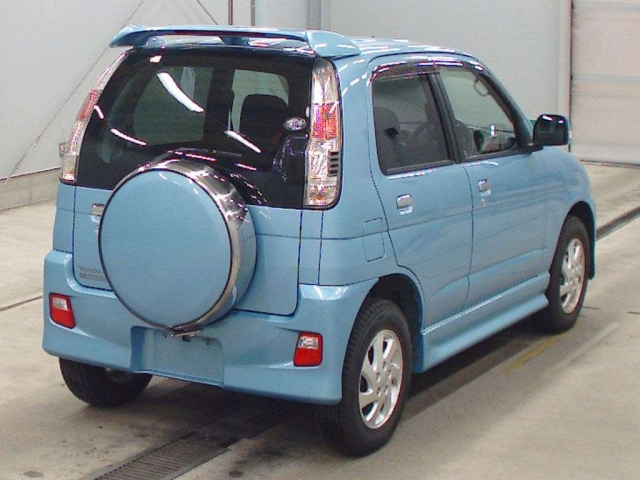 DAIHATSU TERIOS KID 2011