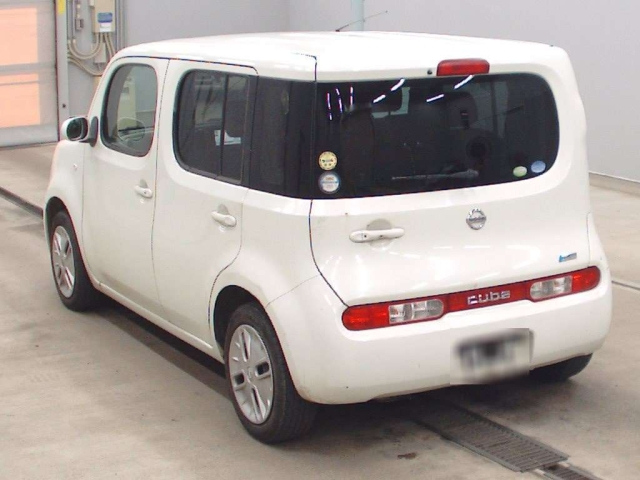 NISSAN CUBE 2011