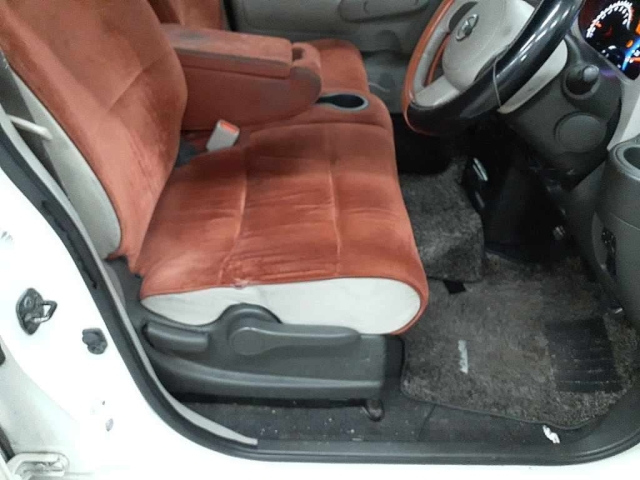 NISSAN CUBE 2011