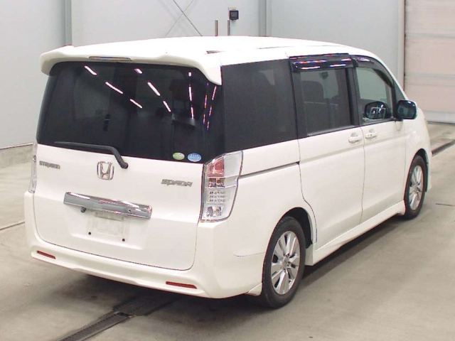 HONDA STEP WAGON 2010