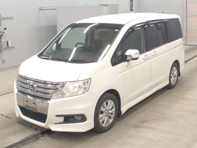 HONDA STEP WAGON 2010