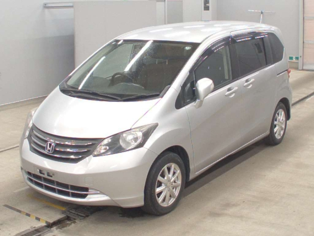 HONDA FREED 2009