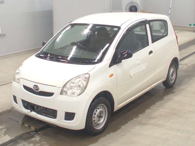 DAIHATSU MIRA 2011