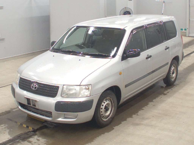 TOYOTA SUCCEED 2010