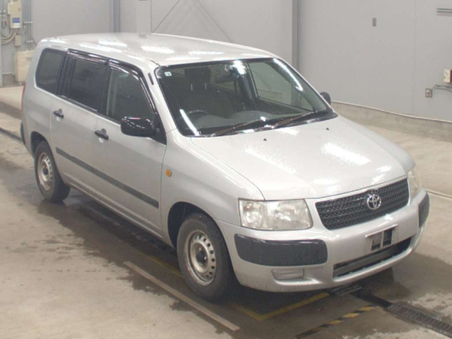 TOYOTA SUCCEED 2010