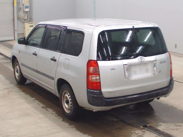TOYOTA SUCCEED 2010