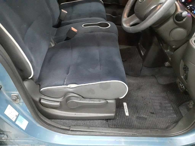NISSAN CUBE 2012