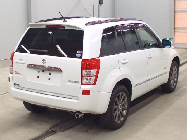 SUZUKI ESCUDO 2015