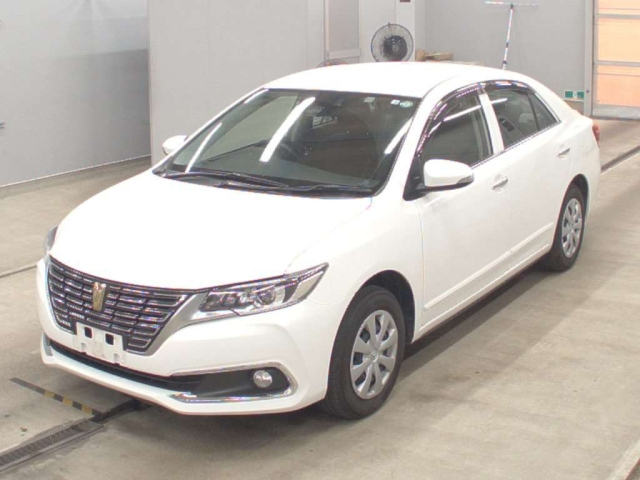 TOYOTA PREMIO 2020