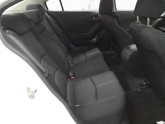 MAZDA AXELA 2017